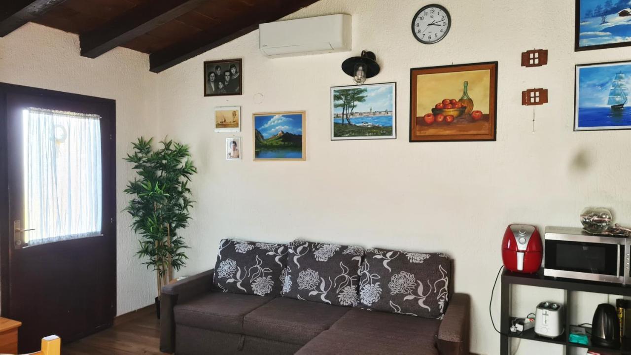 Apartman Kos Rosini Buitenkant foto