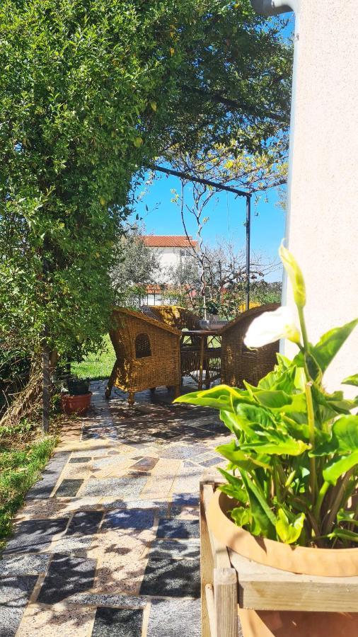 Apartman Kos Rosini Buitenkant foto